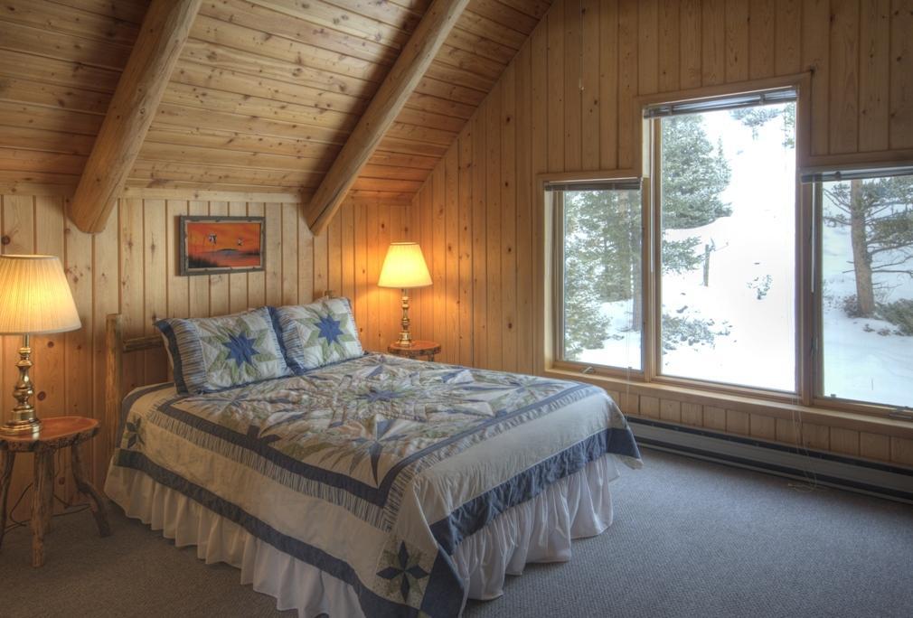 320 Guest Ranch Villa Gallatin Gateway Room photo